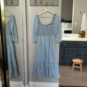 GAP Puff Sleeve Smocked Denim Midi Dress
